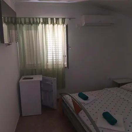 Apartman Leon *
